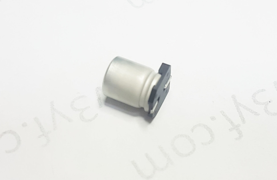 ЧИП Конденсатор 220 мкф 35В (220uF, 35V)