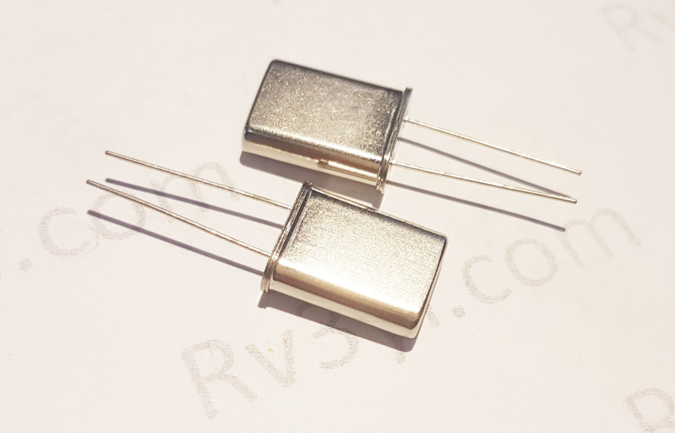 Кварц 10,075 МГц  Б2 (РК379М, HC49U, МА, КА)