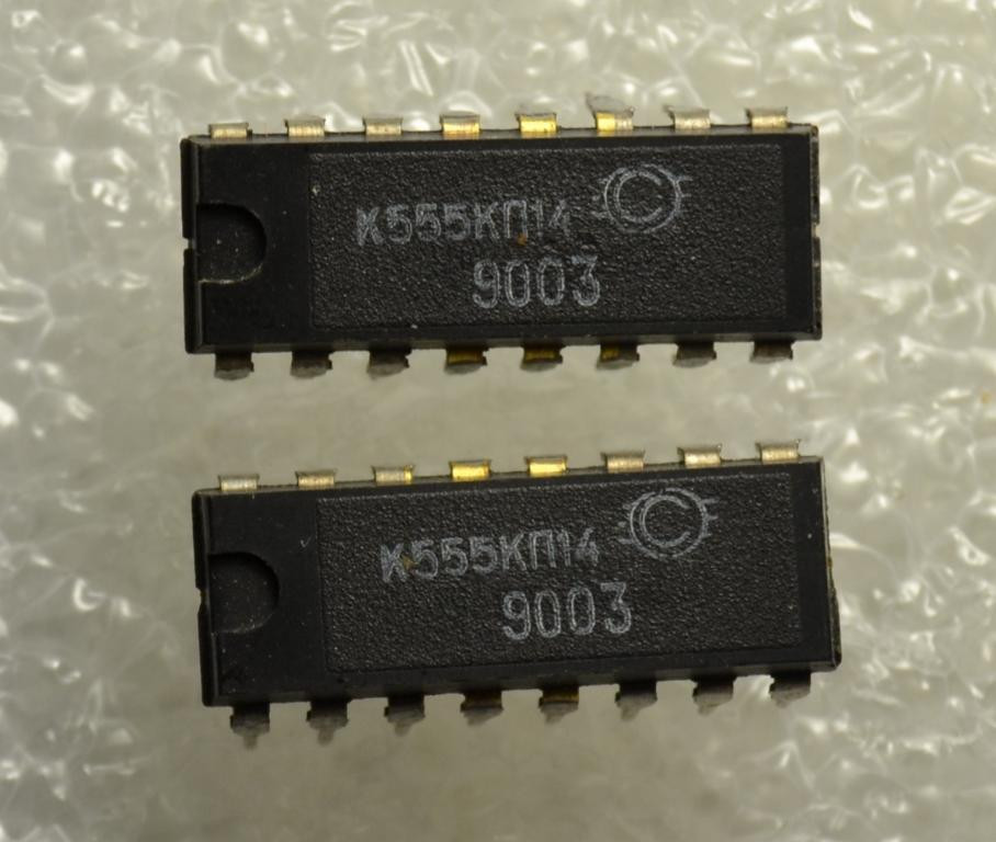 К555КП14